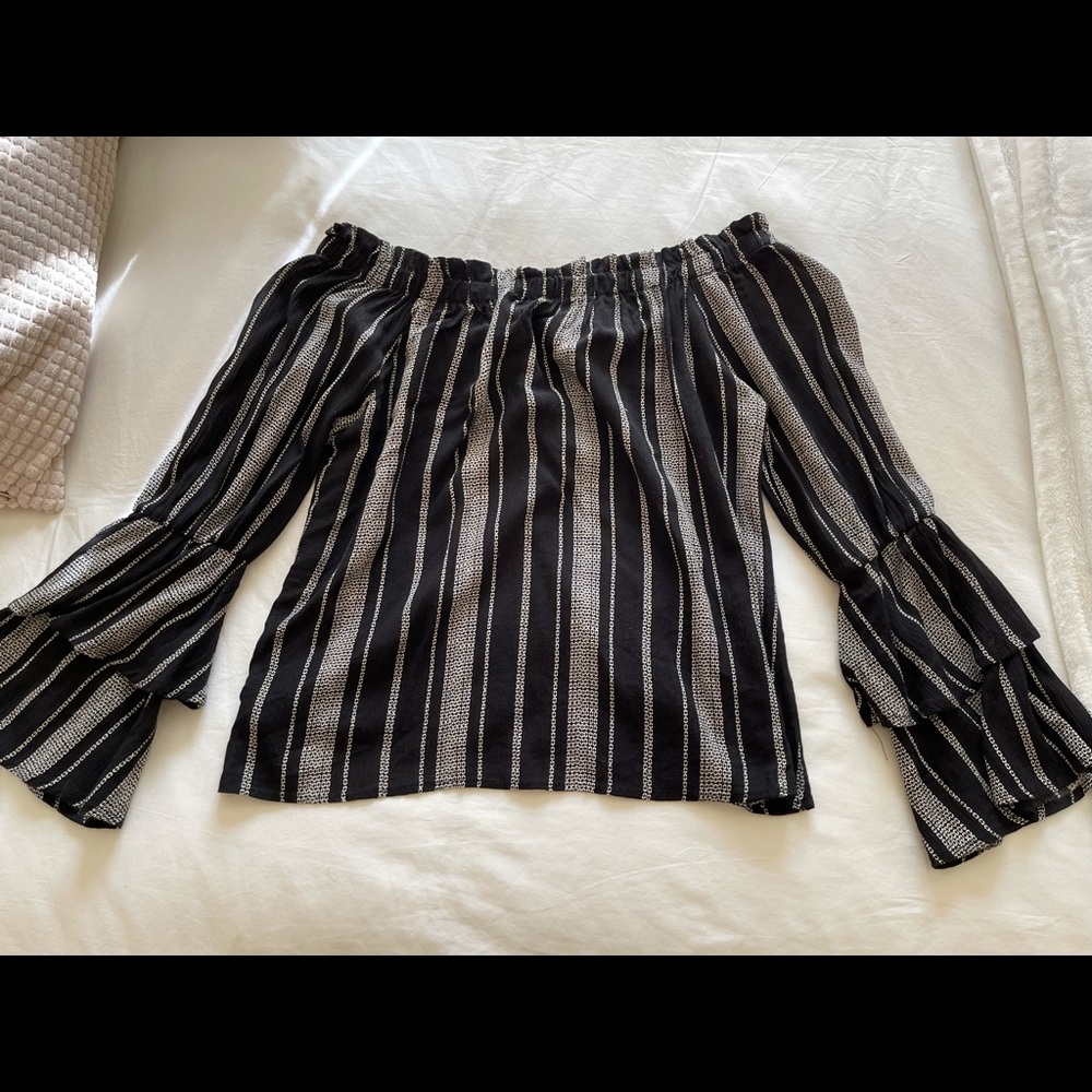 Long Sleeve patterned top